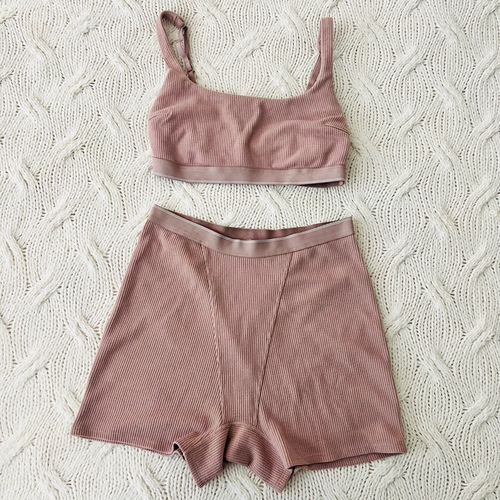 Gilly Hicks Ribbed Lounge Set